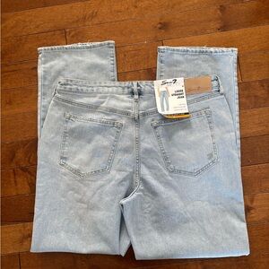 Seven7 Women’s Relaxed Fit Jeans in Light Blue